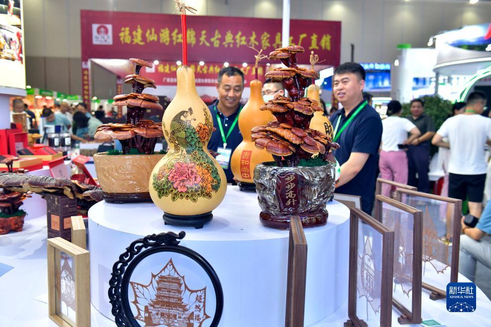 19年的伯爵棋牌